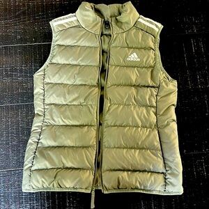 Adidas vest in military green color